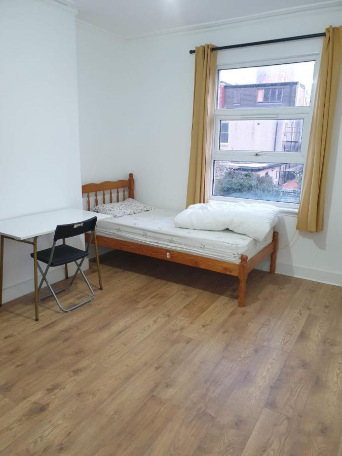 Burney Tomar House Homestay Croydon