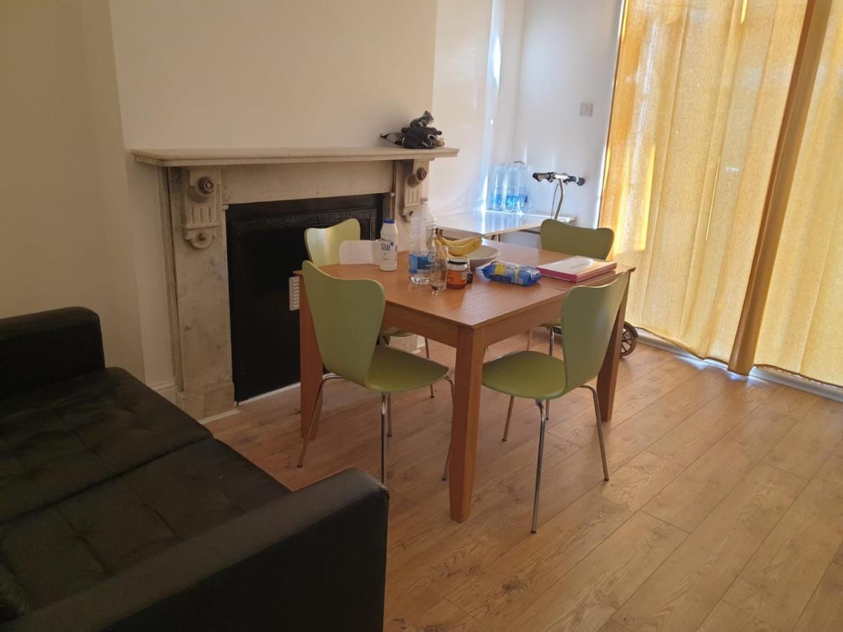 Burney Tomar House Homestay Croydon