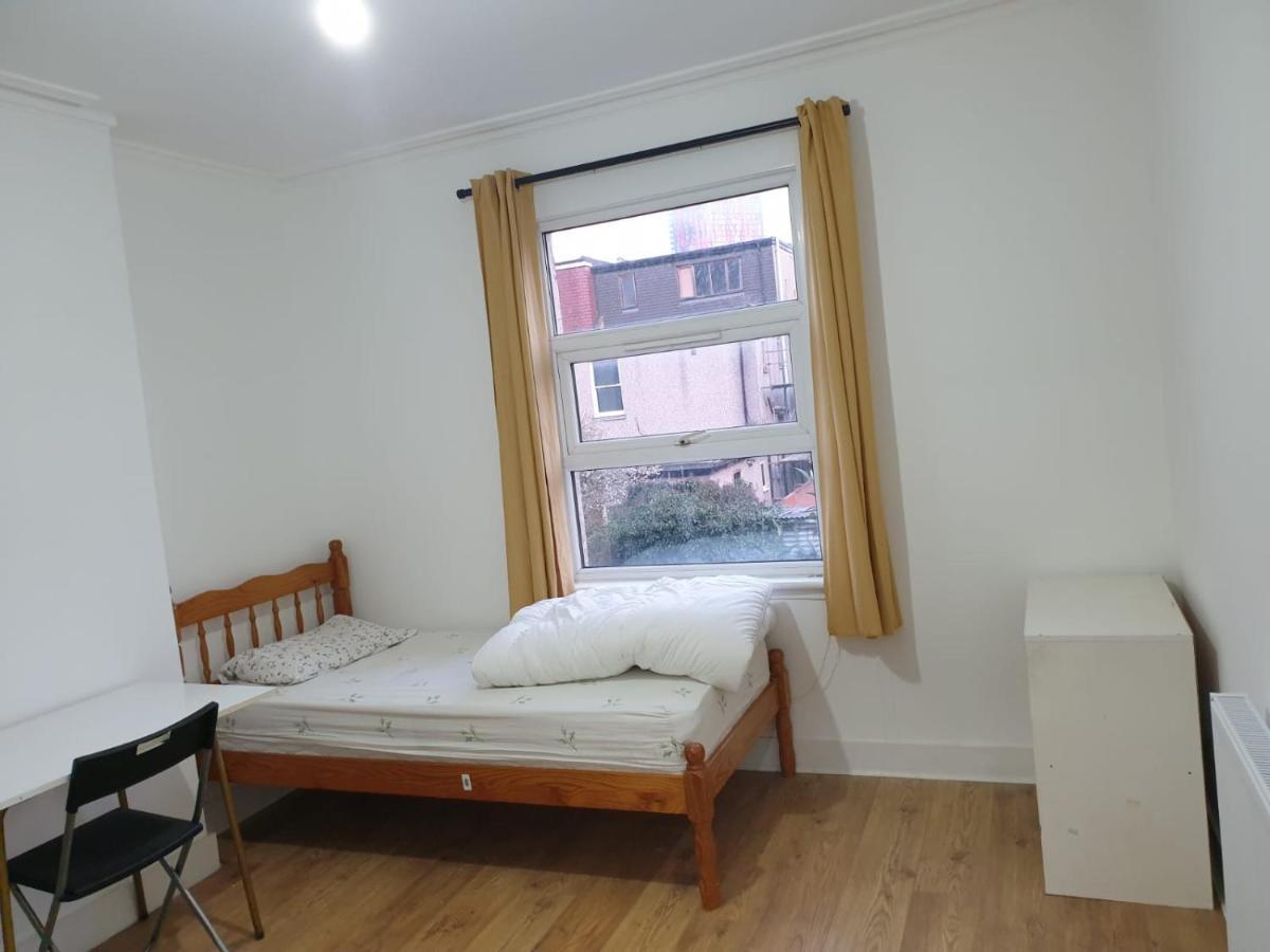Homestay Burney Tomar House Croydon